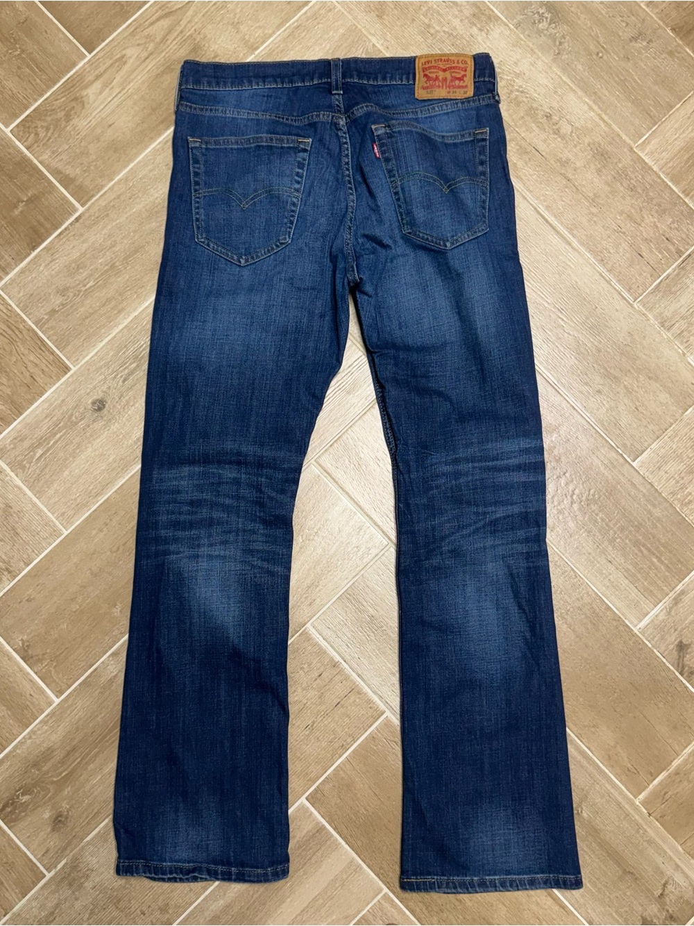 Men’s Levi’s 527 Dark Wash Boot Cut Size 34x32 - Picture 4 of 8